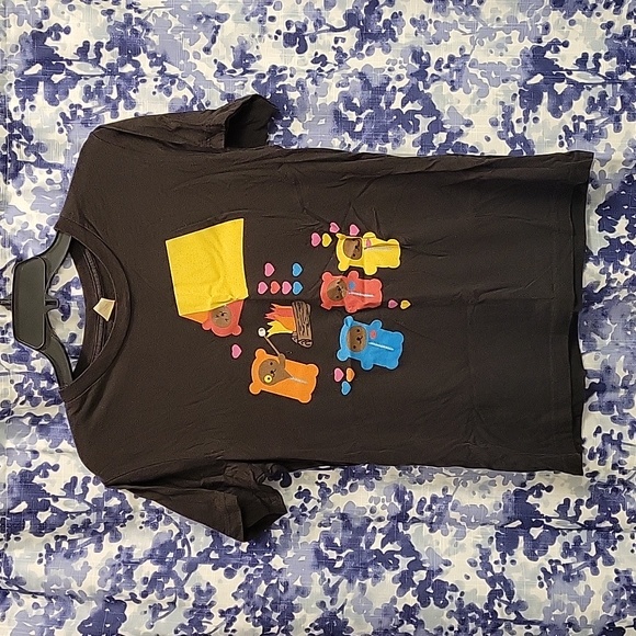 Great Condition Teddy Bear Campfire T-Shirt - Picture 1 of 4